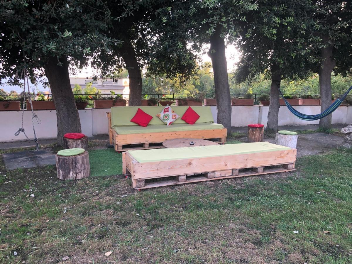 Kamyhouse Una Tranquilla Struttura Nel Verde Villa Napoli Exterior foto
