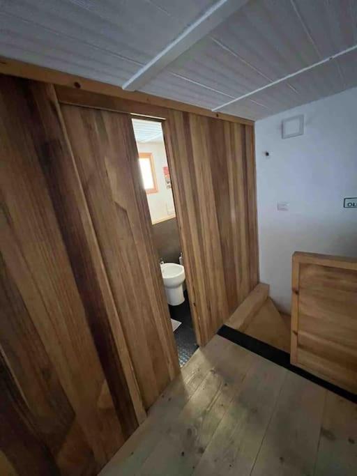 Kamyhouse Una Tranquilla Struttura Nel Verde Villa Napoli Exterior foto