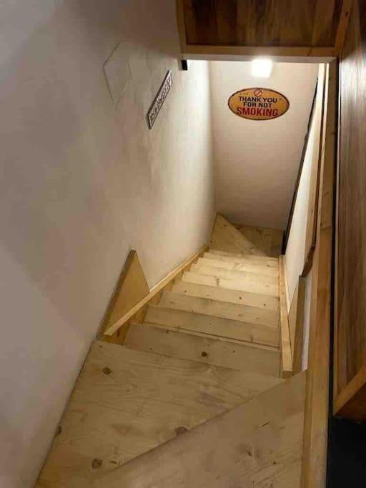 Kamyhouse Una Tranquilla Struttura Nel Verde Villa Napoli Exterior foto