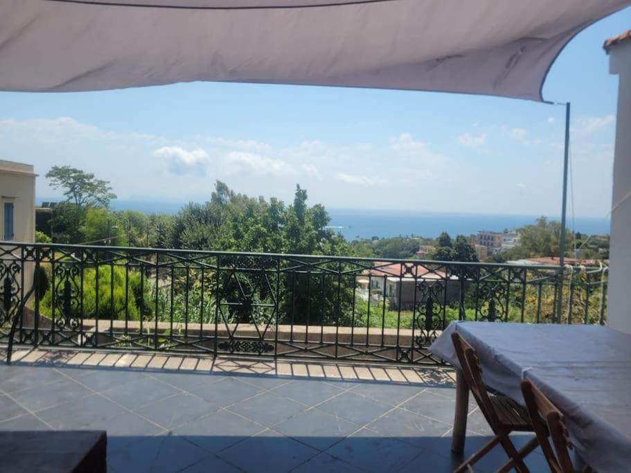 Kamyhouse Una Tranquilla Struttura Nel Verde Villa Napoli Exterior foto