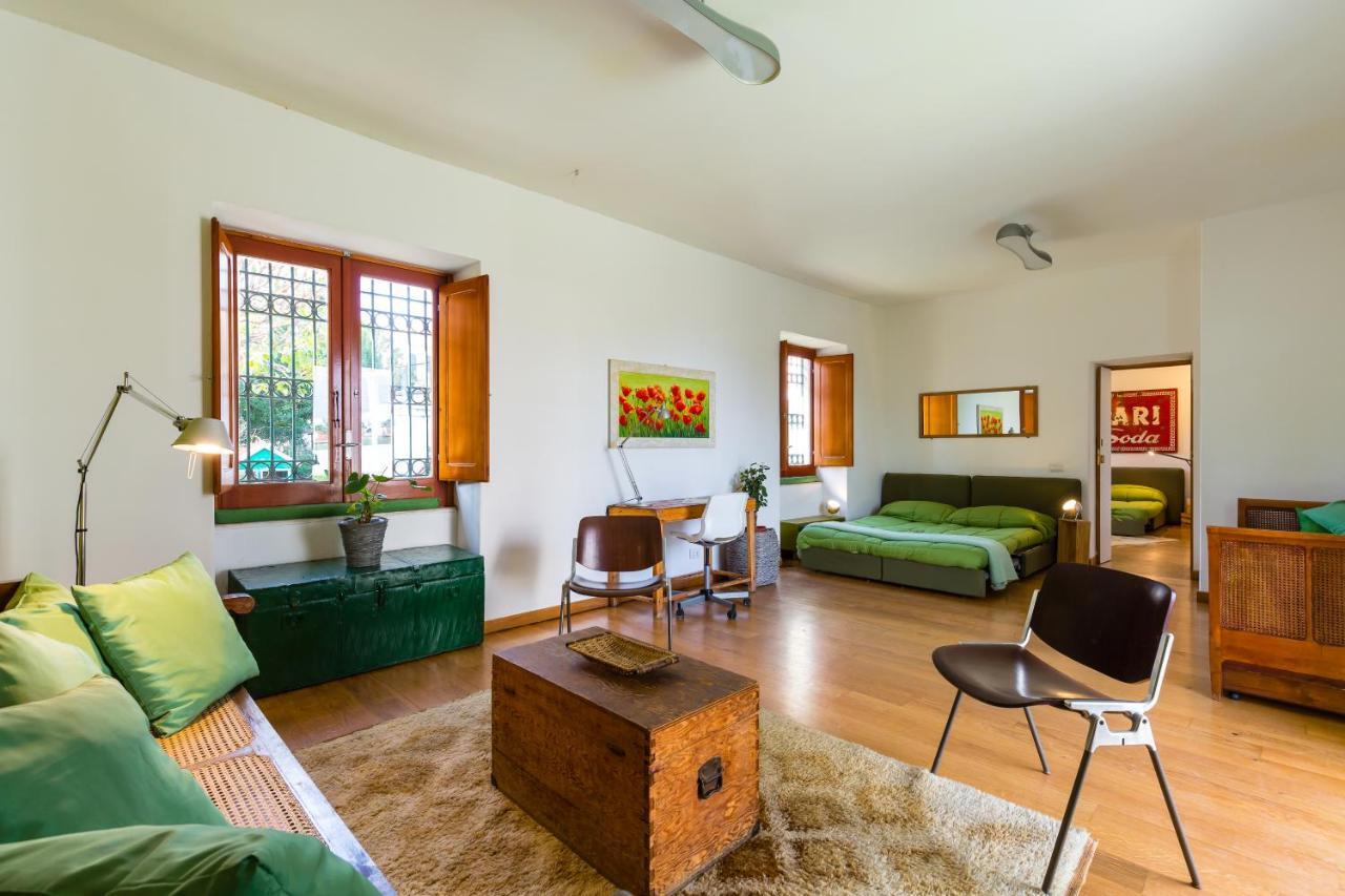 Kamyhouse Una Tranquilla Struttura Nel Verde Villa Napoli Exterior foto