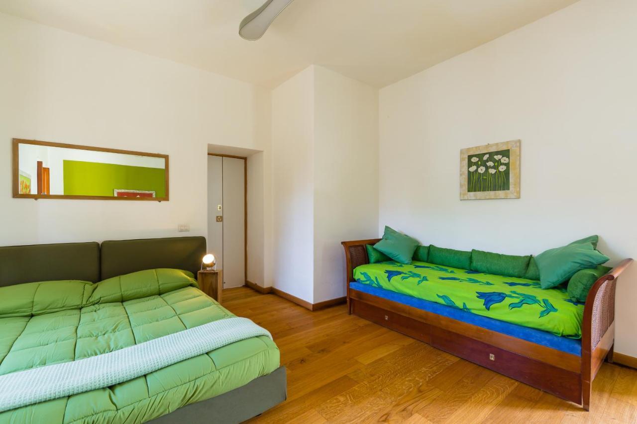 Kamyhouse Una Tranquilla Struttura Nel Verde Villa Napoli Exterior foto