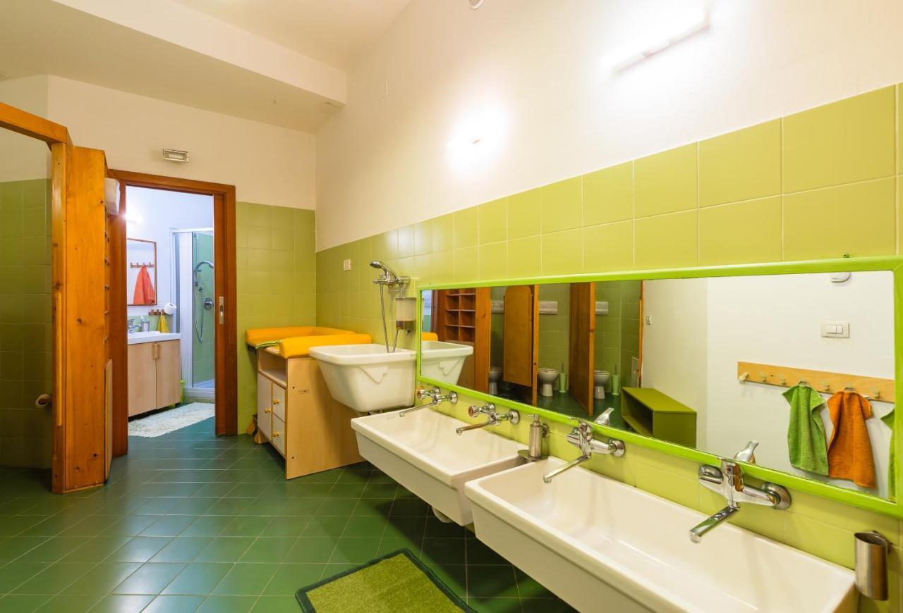 Kamyhouse Una Tranquilla Struttura Nel Verde Villa Napoli Exterior foto