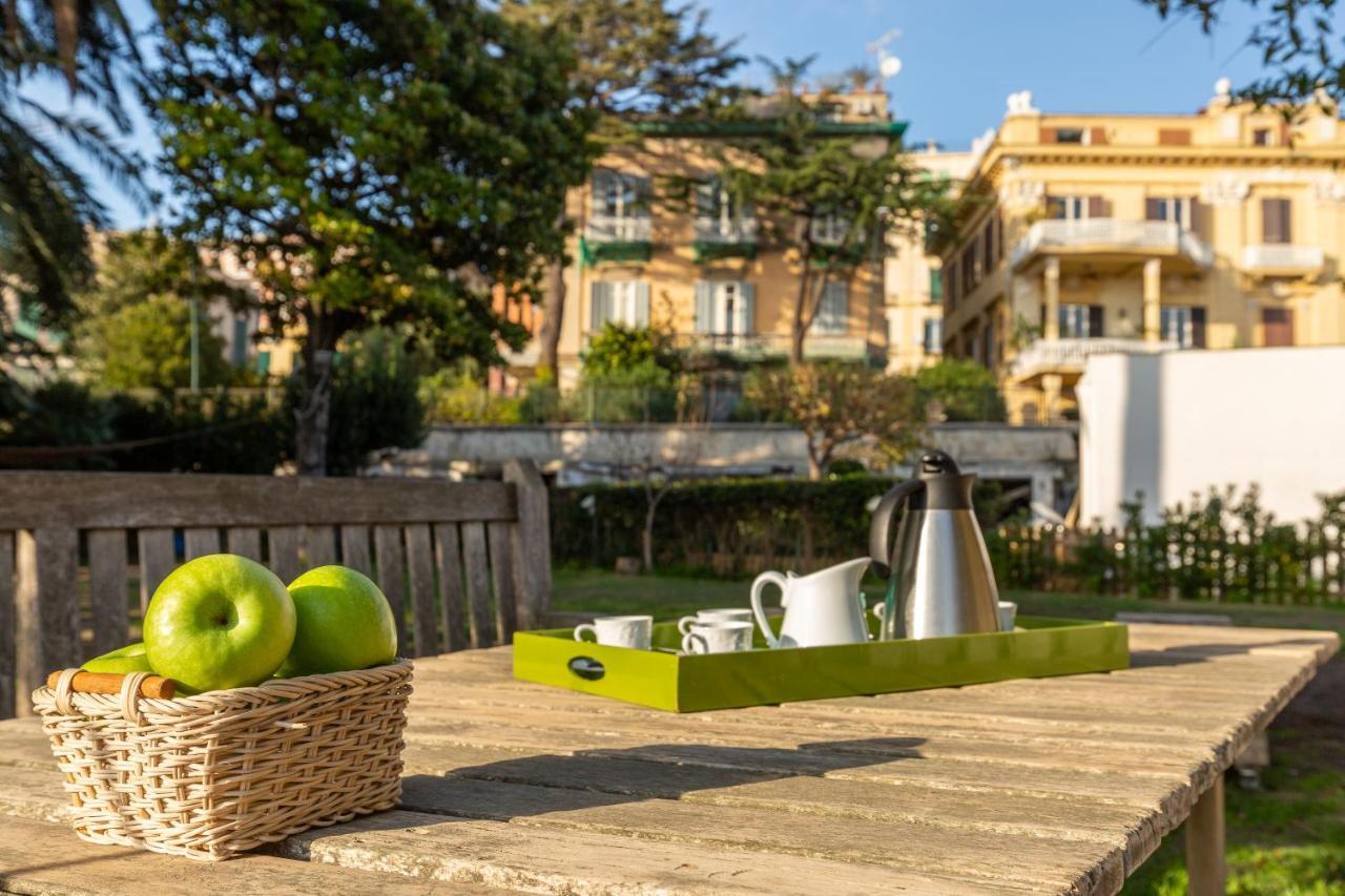 Kamyhouse Una Tranquilla Struttura Nel Verde Villa Napoli Exterior foto