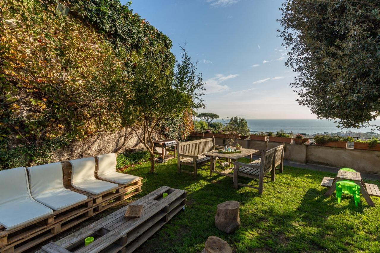 Kamyhouse Una Tranquilla Struttura Nel Verde Villa Napoli Exterior foto
