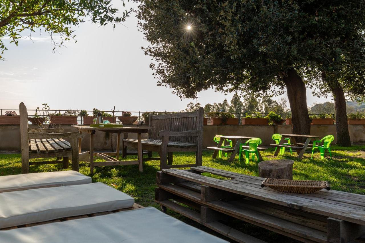 Kamyhouse Una Tranquilla Struttura Nel Verde Villa Napoli Exterior foto